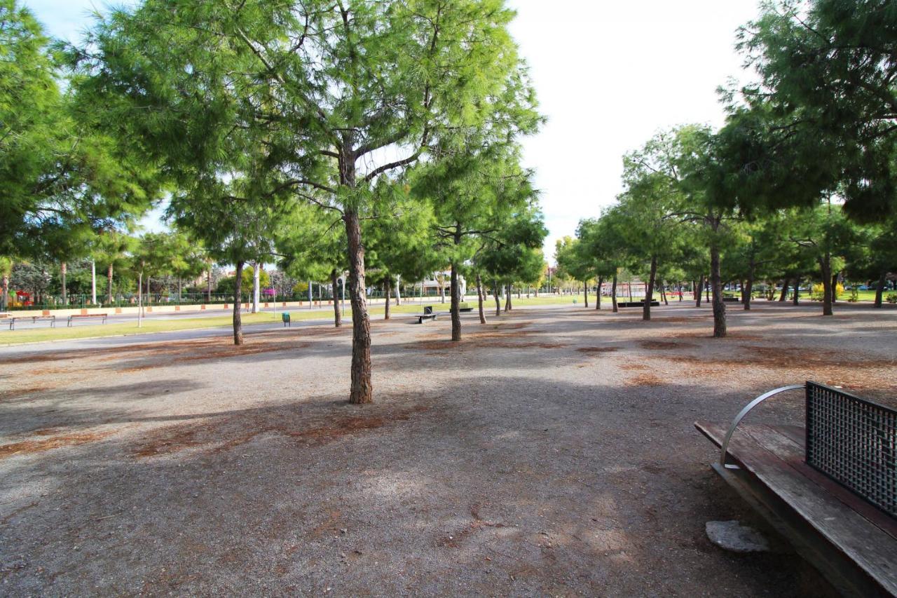 Global Properties, Los Claveles - Practico Apartamento Con Wifi En Puerto De Sagunto Luaran gambar